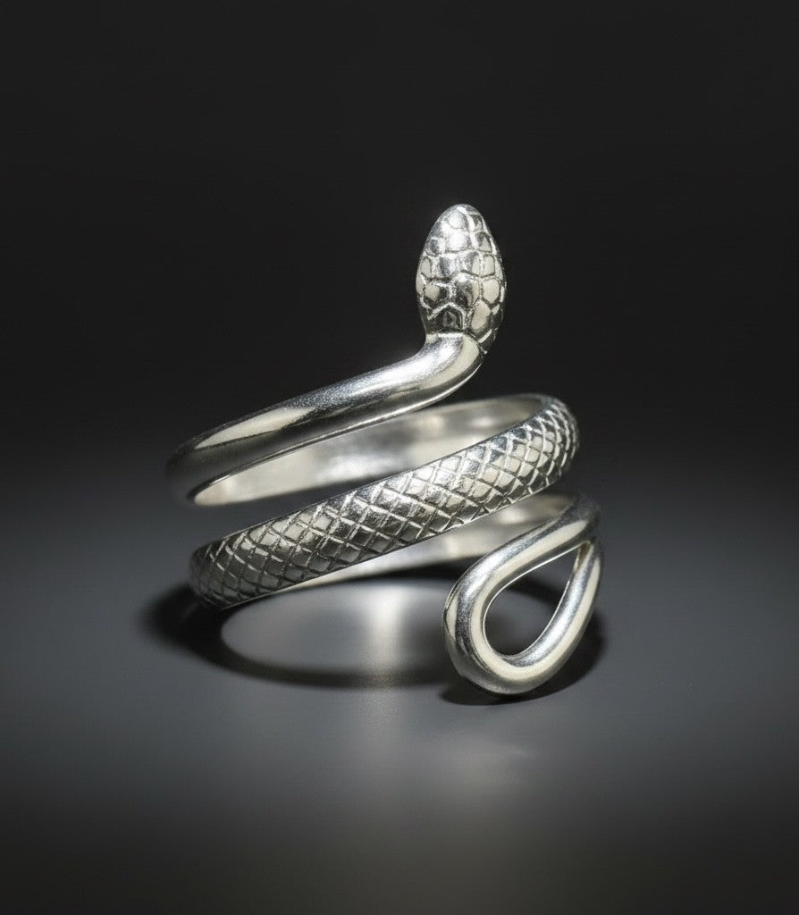 Thea Stackable Ring